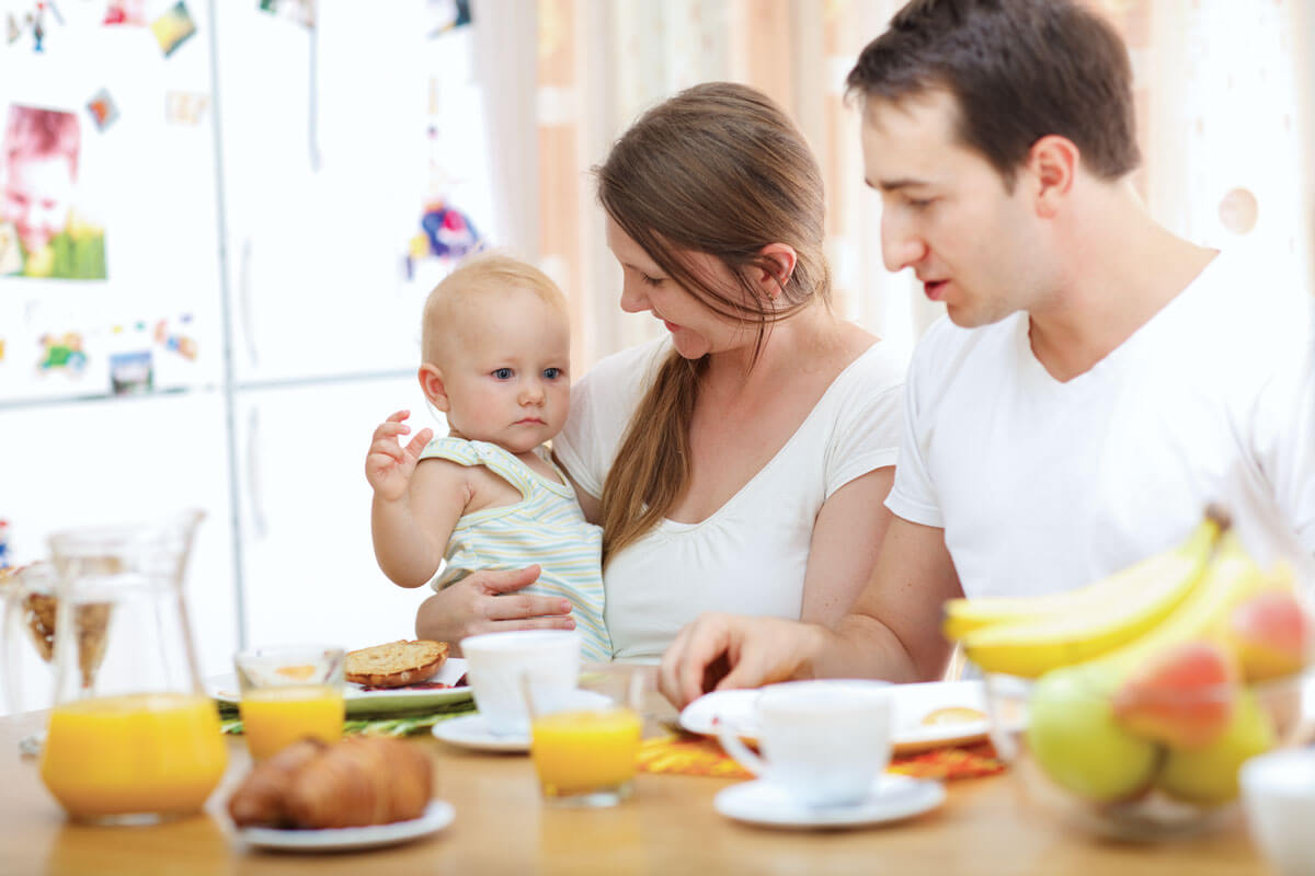 Family-Eating